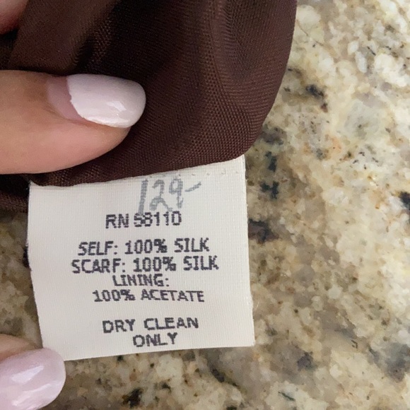 David Meister Leopard Print Sweetheart Neck Dress with Matching Wrap - Picture 6 of 7